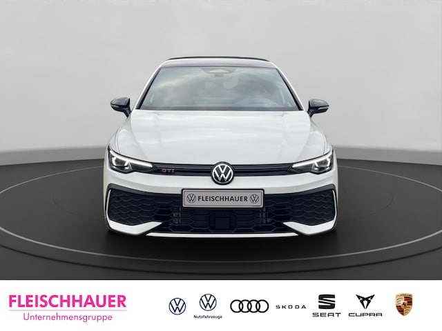 Volkswagen Golf 2.0 TSI Sound