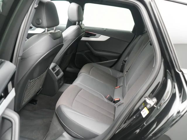 Audi A4 Avant Quattro S-Line