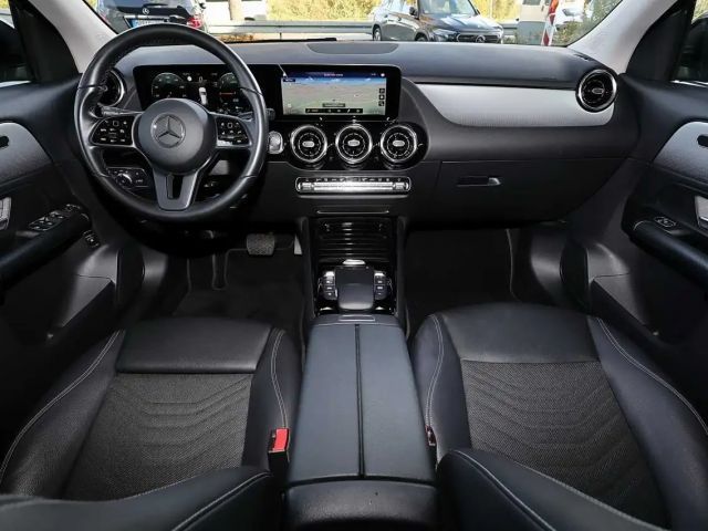 Mercedes-Benz GLA 250 GLA 250 e