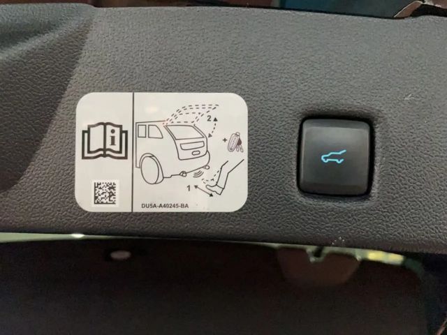 Ford Kuga Plug in Hybrid ST Line X