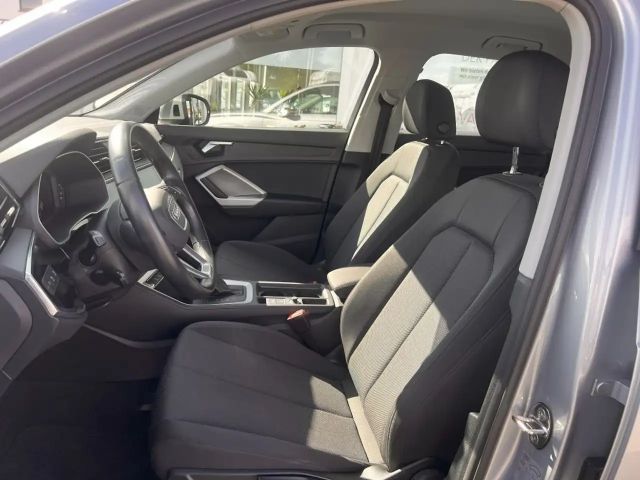 Audi Q3 35 TFSI S-Tronic