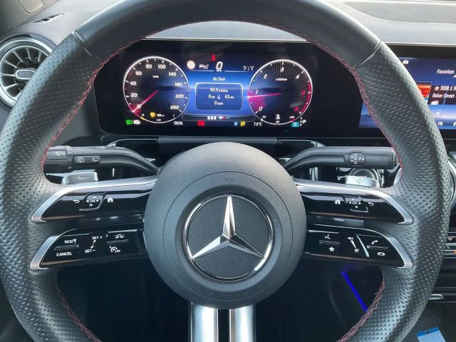 Mercedes-Benz GLA 200 AMG Line GLA 200 d