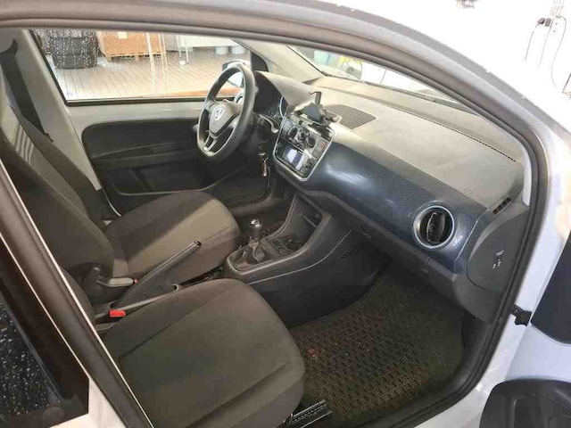 Volkswagen up! Move Move up!