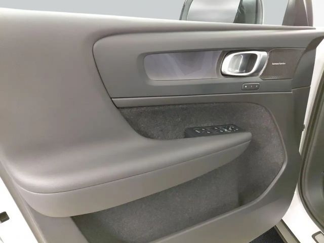 Volvo XC40 Dark Plus Recharge T5