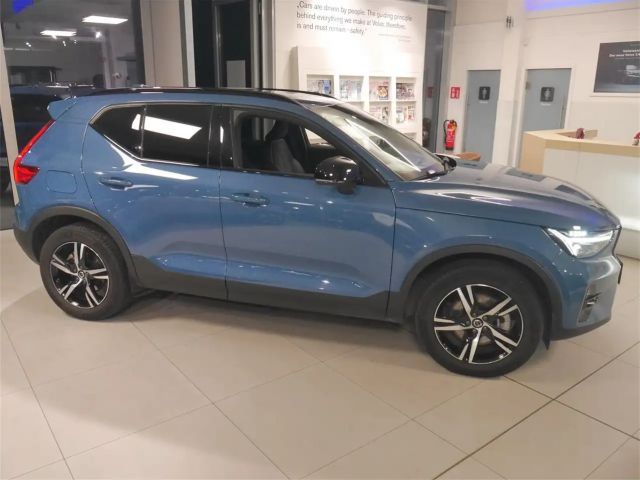 Volvo XC40 Dark Plus
