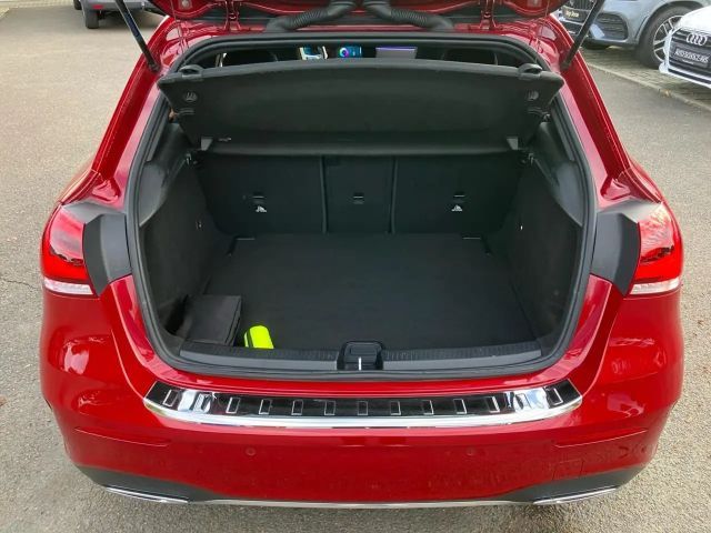 Mercedes-Benz A 200 AMG Line Hatchback