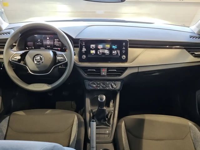 Skoda Scala Essence TSI