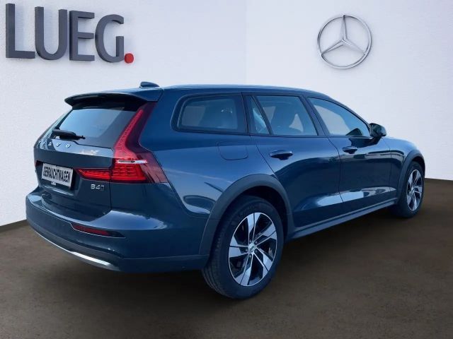 Volvo V60 Plus