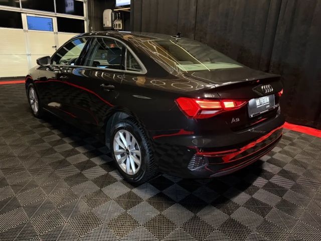 Audi A3 30 TDI Sedan