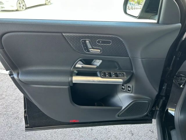 Mercedes-Benz GLA 250 GLA 250 e