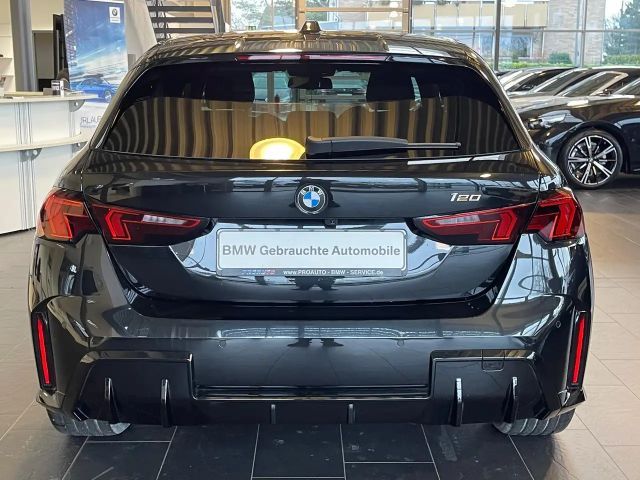 BMW 120 120i M-Sport Sedan