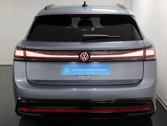 Volkswagen ID.7 IQ.Drive Tourer