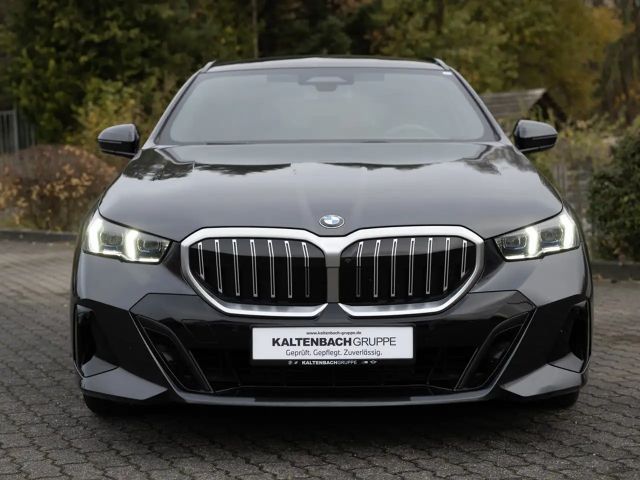 BMW 540 540d M-Sport Touring xDrive