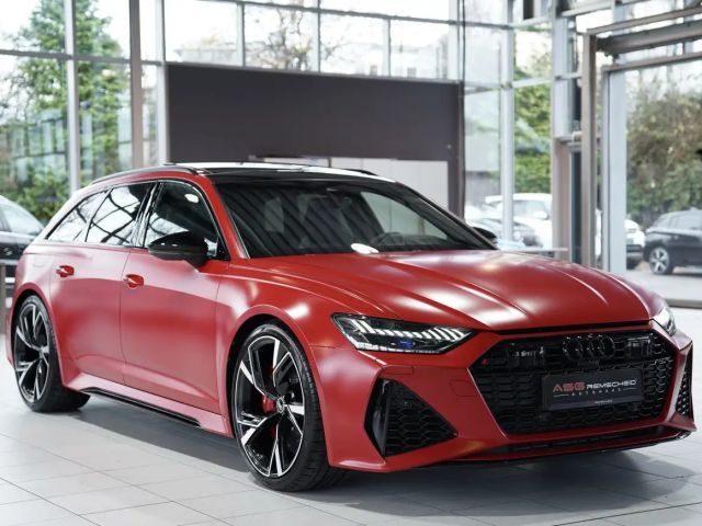 Audi RS6 Avant Quattro