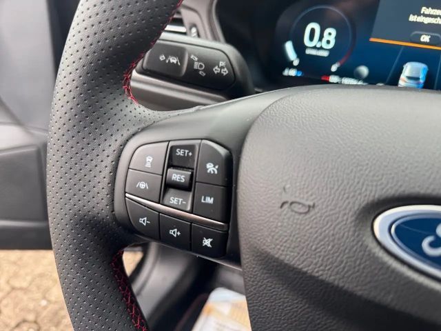 Ford Focus ST Line Wagon