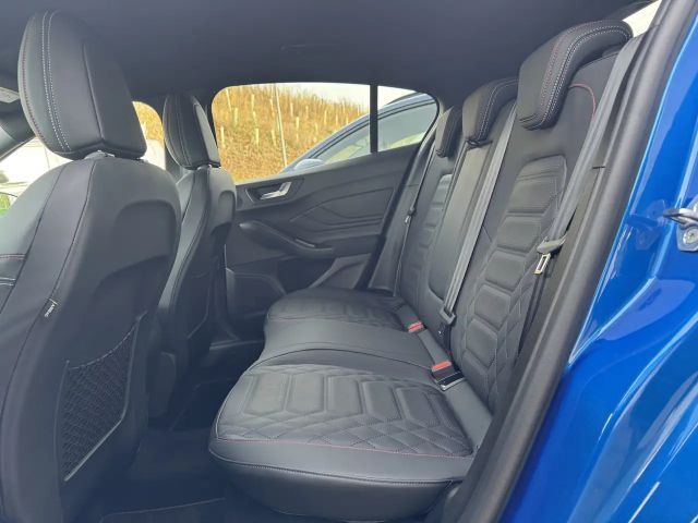 Ford Focus Limited ST Line