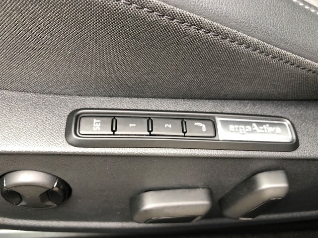 Volkswagen Golf 1.5 eTSI DSG Style