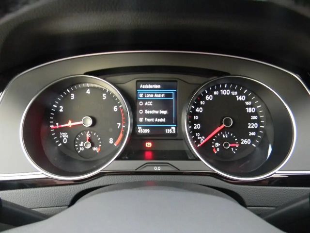 Volkswagen Passat Business Variant