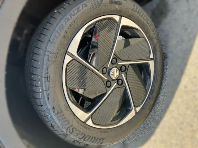 MG MGS5 64 kWh EV Luxury