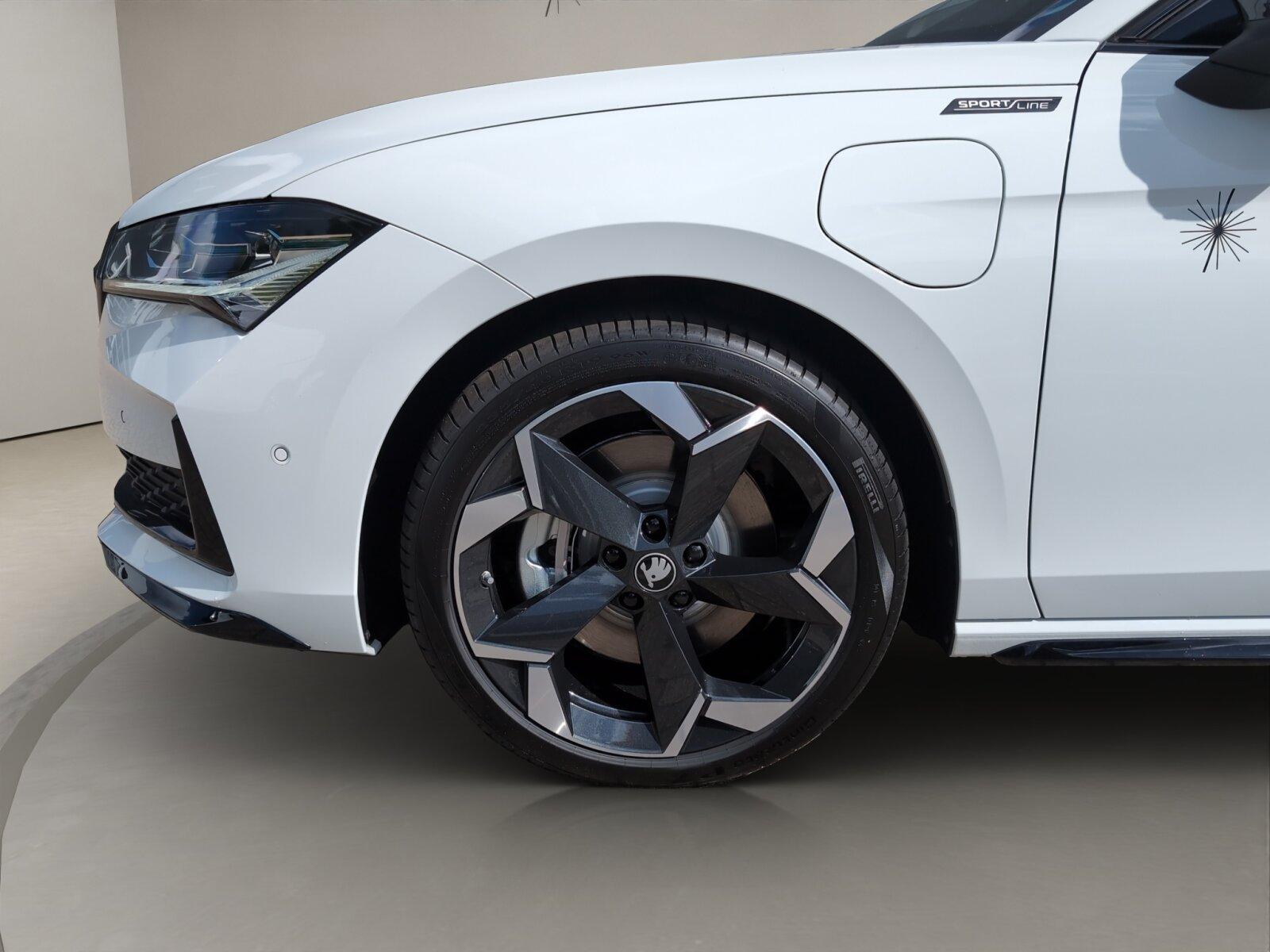 Skoda Superb 1.5 TSI Sportline iV