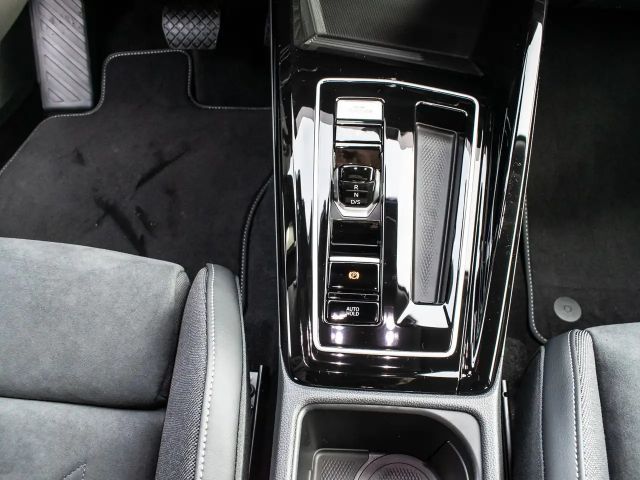 Volkswagen Golf DSG Style eHybrid