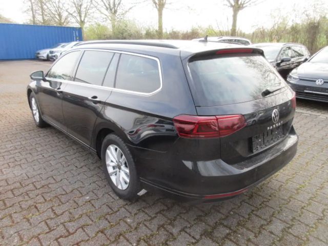Volkswagen Passat 2.0 TDI Business DSG Variant