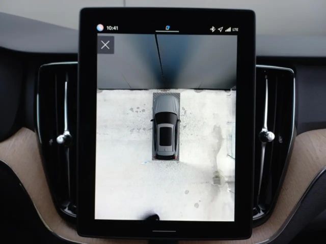 Volvo XC60 AWD Plus T6