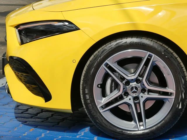 Mercedes-Benz A 200 AMG Line