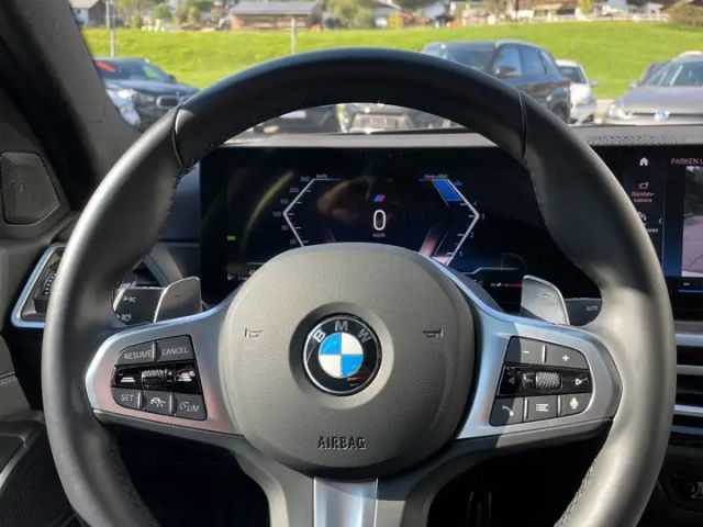 BMW 320 320d M-Sport Sedan xDrive