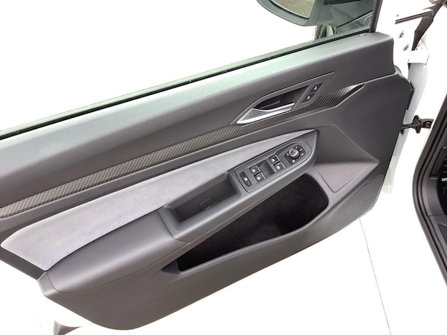 Volkswagen Golf 2.0 TSI DSG