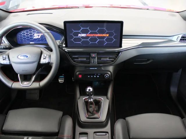 Ford Focus ST Line