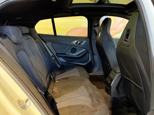 BMW 135 135i Sedan xDrive