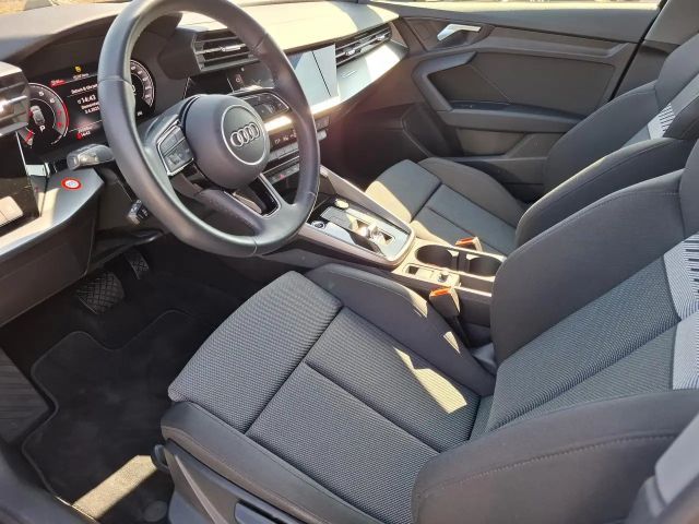 Audi A3 30 TFSI S-Tronic Sedan Sportback