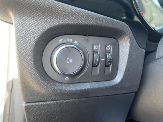 Opel Corsa 1.2 Turbo Edition Turbo