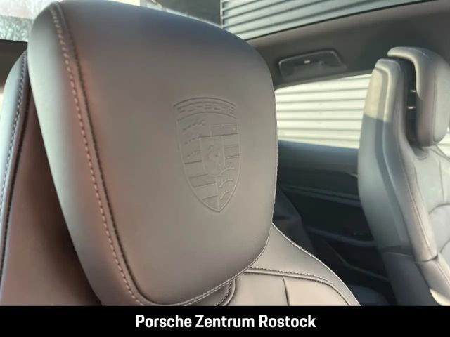 Porsche Taycan Black Edition Sport Turismo