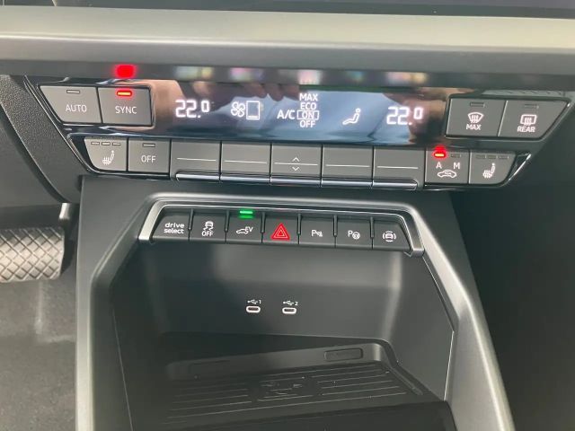 Audi A3 45 TFSI Hybride S-Line Sedan