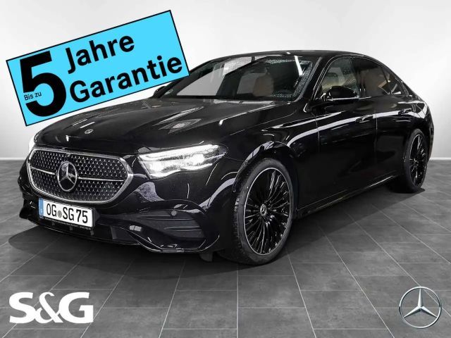 Mercedes-Benz E 220 AMG Line E 220 d Sedan