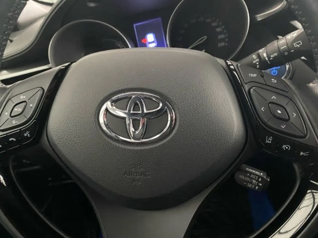 Toyota C-HR Hybride Team D