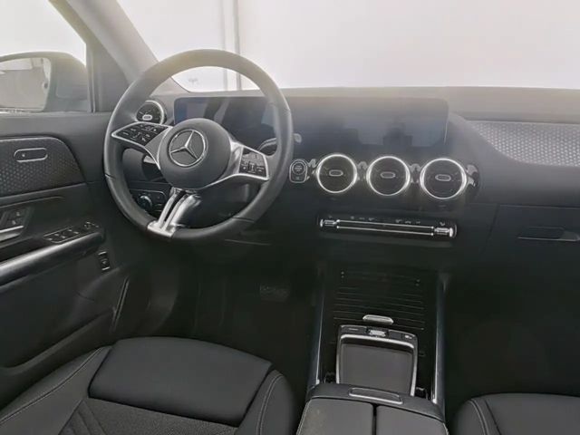 Mercedes-Benz GLA 200 Progressive