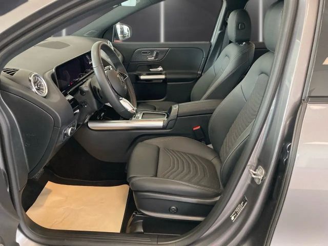 Mercedes-Benz GLA 250 4MATIC Progressive