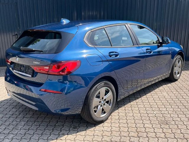 BMW 116 116i 5-deurs Sedan