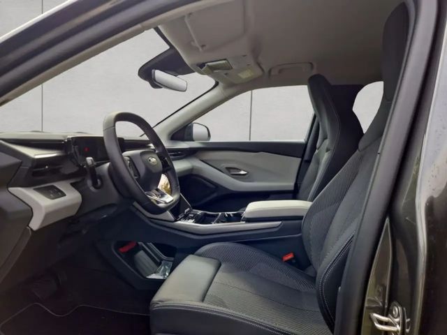 Ford Explorer Extended range RWD