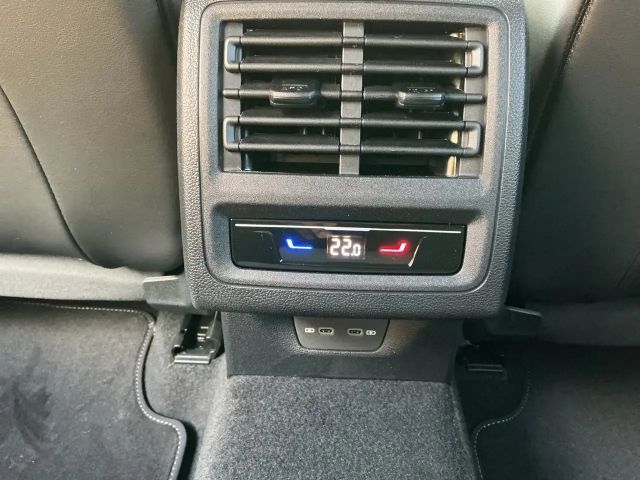 Volkswagen Golf DSG Sport