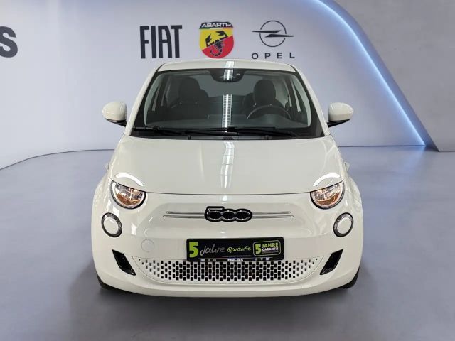 Fiat 500e 500 e Base KeyLess+KlimaA+AUT+SpurH+Virtual