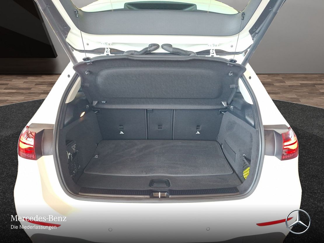 Mercedes-Benz B 200 Sedan