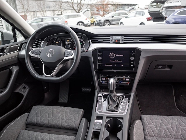 Volkswagen Passat 1.5 TSI Business DSG Variant