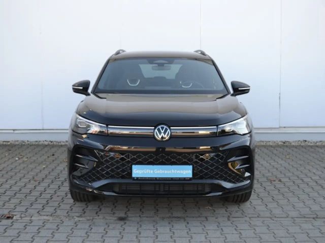 Volkswagen Tiguan 2.0 TDI DSG R-Line Style