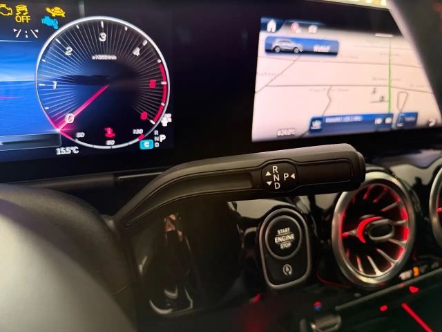 Mercedes-Benz GLA 200 4MATIC GLA 200 d