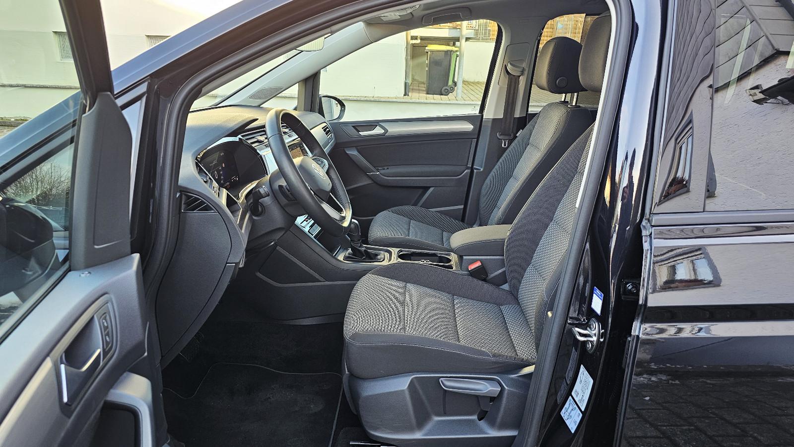 Volkswagen Touran 1.5 TSI Comfortline