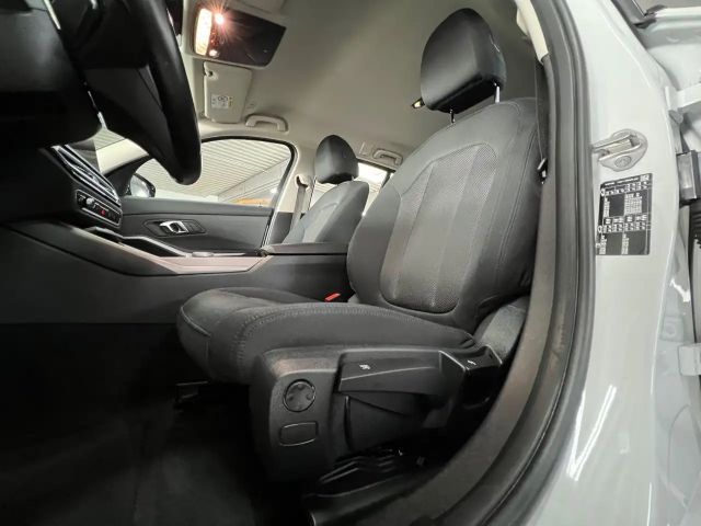 BMW 318 318d Touring